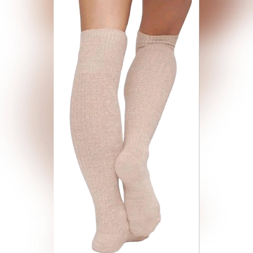 Pudus Lifestyle Co Sweater Socks 1 Pair Champagne BNWT Fits Shoe Size 6-10 Women